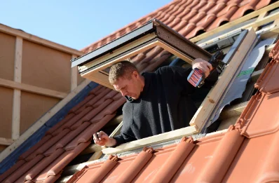 Pose de fenêtres de toit Velux à Kerpert